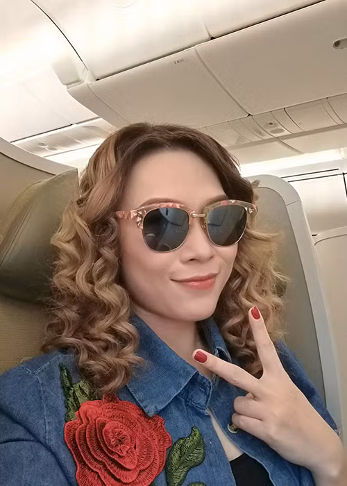 Giọng ca "Đừng hỏi em" khoe ảnh tự sướng.