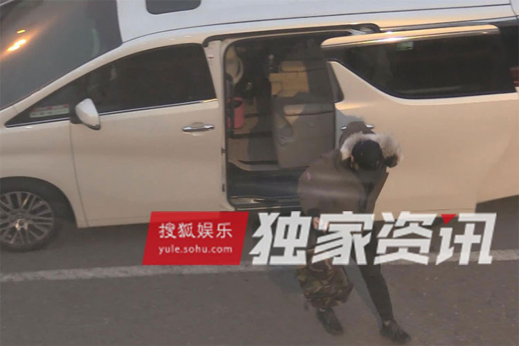 Hình ảnh Giả Nãi Lượng sau tin đồn ly hôn vì scandal ngoại tình của vợ. Ảnh: Sohu