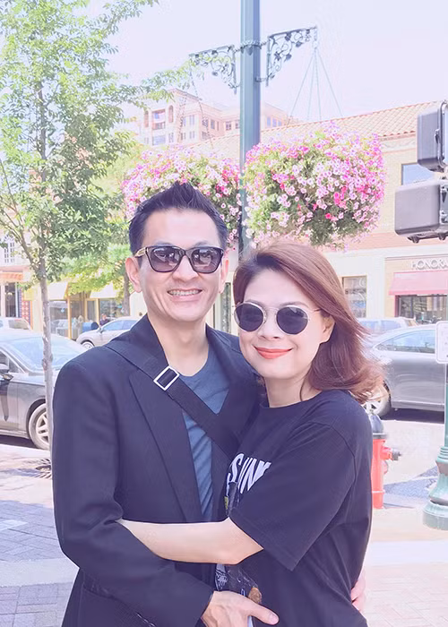 Doanh nhân Tom hết mực cưng chiều Thanh Thảo.