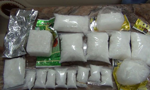 Những gói ma túy đá này được cất giấu tinh vi dưới vỏ bọc là những gói trà, gói kẹo.