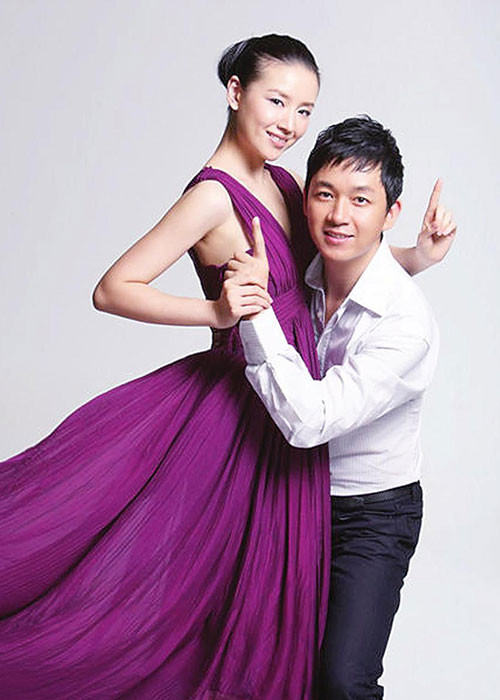 Năm 2009, Đổng Khiết lên xe hoa với Phan Minh Việt. Năm 2012, cặp đôi bất ngờ tuyên bố ly hôn. Ảnh: Sina