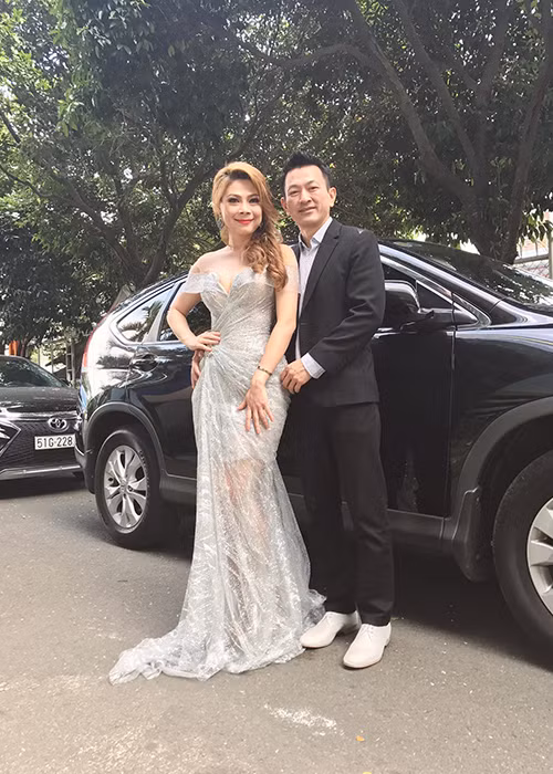 Thanh Thảo được nửa kia tháp tùng tham gia các sự kiện.