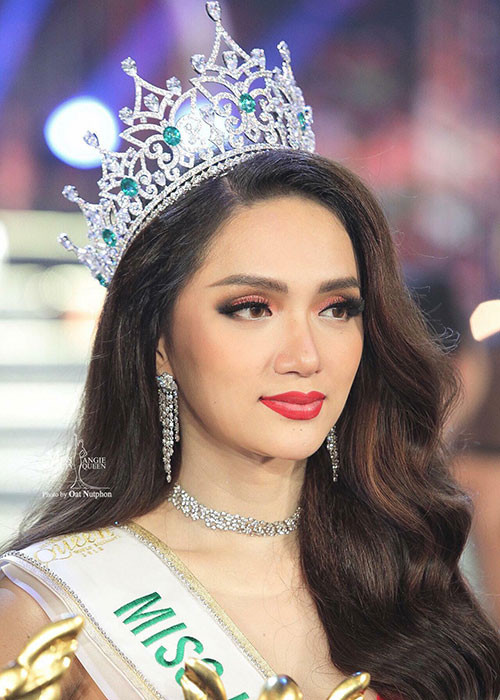 Để giành chiến thắng, Hương Giang đã vượt qua 27 người đẹp chuyển giới khác. Ảnh: Missosology