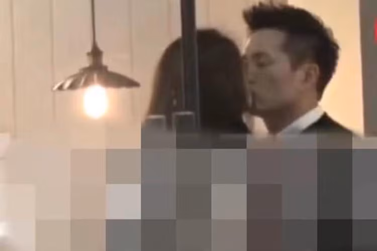 An Dĩ Hiên khẳng định cô là người vợ đầu tiên của Trần Vinh Luyện nhưng không phủ nhận chồng có con riêng. Ảnh: Sohu