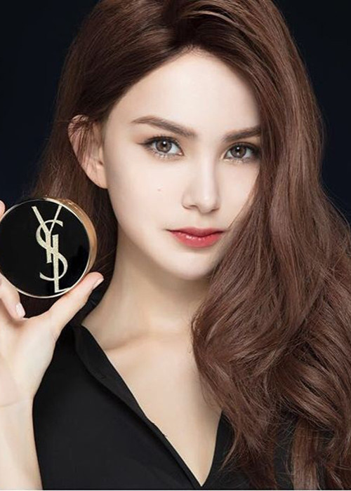 Côn Lăng được khen ngợi ngày càng đẹp mặn mà sau khi lấy chồng, sinh con. Ảnh: Instagram