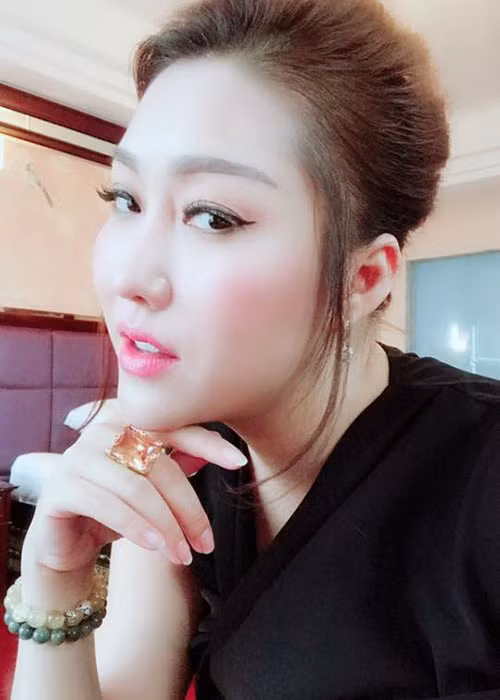 Phi Thanh Vân tâm sự: “Hãy thực hiện ước mơ của đời mình bằng ngọn lửa của đam mê”.