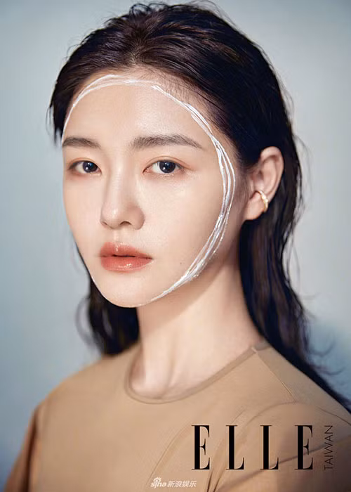 Cận cảnh gương mặt đẹp không tỳ vết của Đại S ở tuổi 42.