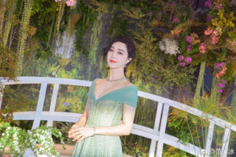 Phạm Băng Băng vẫn giữ mối quan hệ thân thiết với Lâm Tâm Như. Ảnh: Sina