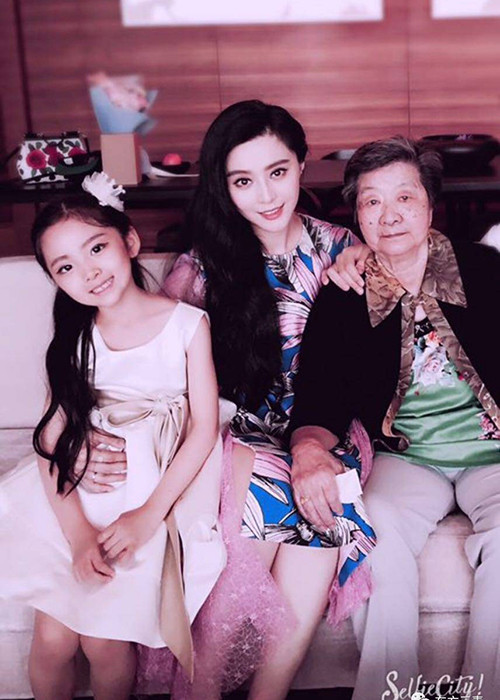 Người hâm mộ của Phạm Băng Băng cho rằng tương lai Phạm Đóa Đóa cũng là một mỹ nhân giống chị họ. Ảnh: Sohu