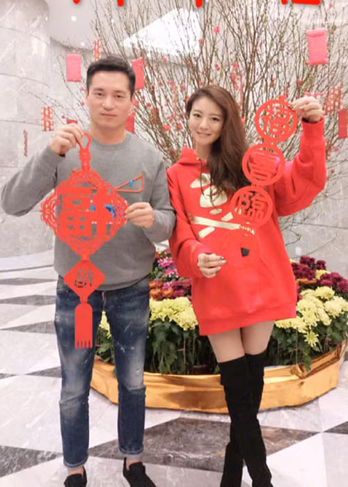 An Dĩ Hiên dành nhiều thời gian cho gia đình sau khi kết hôn. Ảnh: QQ