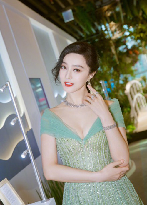 Mới đây, Phạm Băng Băng xuất hiện tại một sự kiện ở Đài Loan. Ảnh: Sina