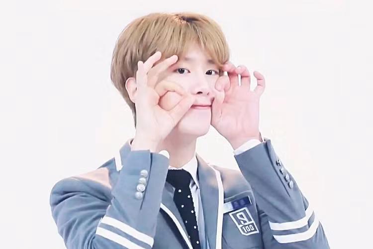 Hình ảnh Phạm Thừa Thừa nhí nhảnh trong show Thần tượng thực tập sinh. Ảnh: Fanpage