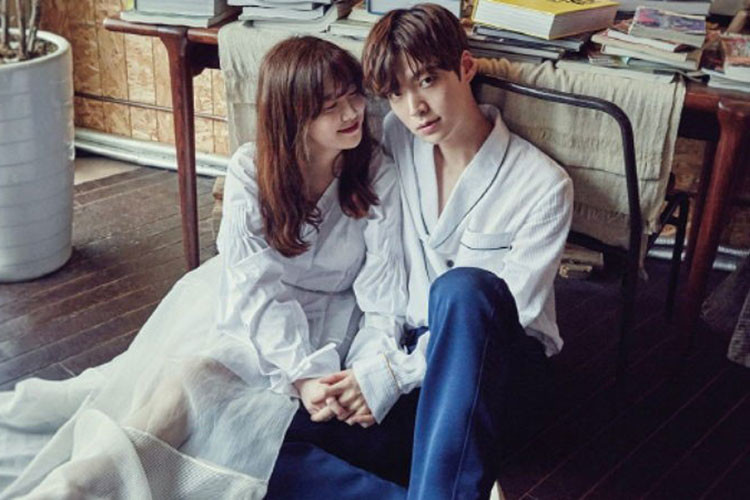 Nam diễn viên không ngại thể hiện tình cảm cho nửa kia ngay trước công chúng.