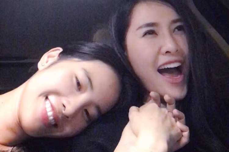 Mới đây, liên quan đến ồn ào chuyện tình cảm của Nam Em và Trường Giang, Quế Vân lập tức lên tiếng chỉ trích nam danh hài.