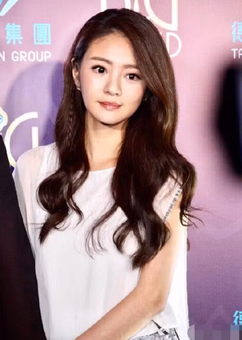 Trước nghi vấn hỏng thai, nữ diễn viên chia sẻ mập mờ: "Tôi không giải thích vấn đề này thì không có nghĩa điều đó là sự thật". Ảnh: Sina