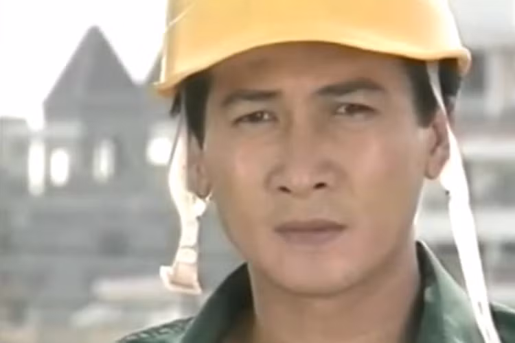 Diễn viên Nguyễn Huỳnh cũng đánh mất tất cả bởi ma túy. Anh từng 2 lần vào trại cai nghiệp trong thời gian dài. Tháng 5/2009, Nguyễn Huỳnh qua đời do bệnh tật. Ảnh: Giadinhxaxhoi