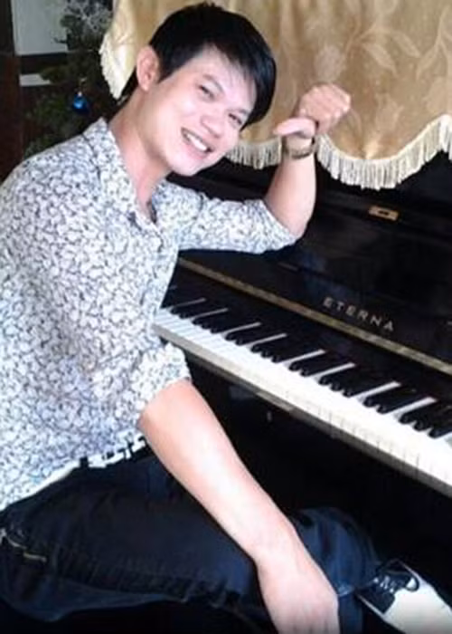 Trước ca sĩ Châu Việt Cường, không ít nghệ sĩ Việt lao đao vì ma túy. MC, ca sĩ nghiệp dư Nguyễn Hữu Chính là một trong số đó. Ảnh: An ninh thủ đô