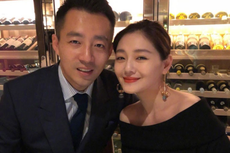 Đại S kết hôn với Uông Tiểu Phi, cả hai có 2 người con: một trai, một gái.