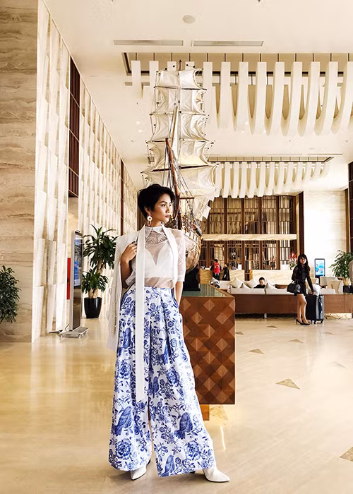 Hoa hậu H’hen Niê được fans khen ngợi có thần thái đẹp.