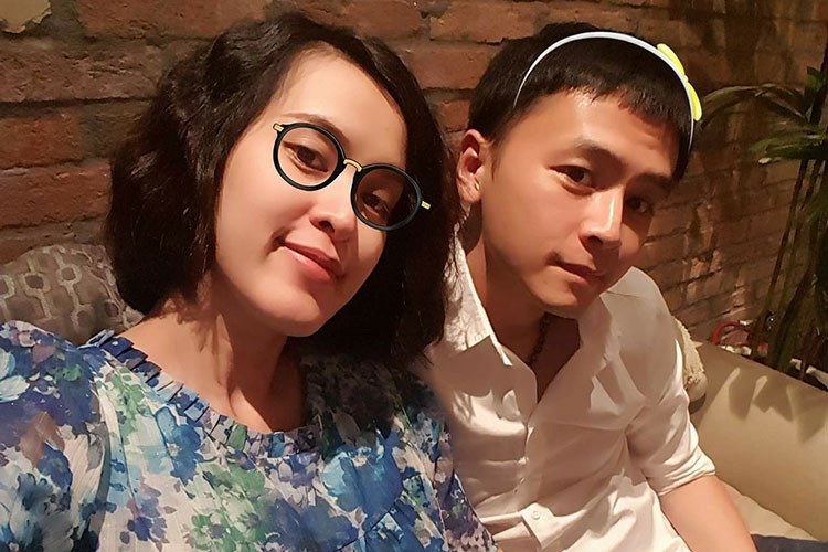 Vợ chồng sao Việt Tú Vi - Văn Anh hồi hộp chờ đợi con đầu lòng chào đời.