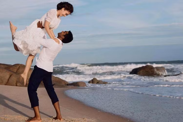 Ông xã ngoại quốc của Nguyệt Ánh cũng rất kín tiếng về đời tư giống vợ.