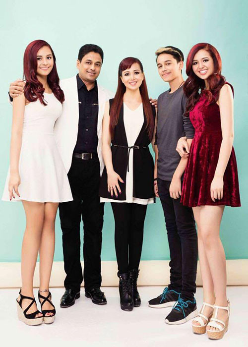 Sau 25 kết hôn, Diệu Hoa hiện có 3 người con: 2 gái, 1 trai.