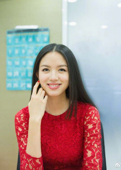 Hình ảnh Trương Tử Lâm vẫn xinh đẹp sau 11 năm đăng quang Hoa hậu thế giới 2007. Ảnh: Weibo
