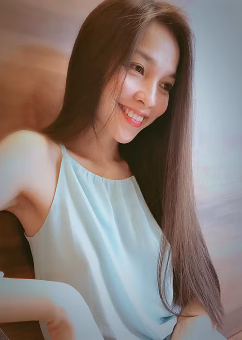 Hiền Thục được fans khen ngợi đẹp ngất ngây.