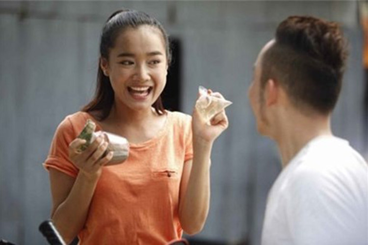 Trong quá khứ, Nhã Phương sở hữu nước da ngăm đem, vóc dáng mũm mĩm và chiếc mũi không cao. Ảnh: Dân Việt