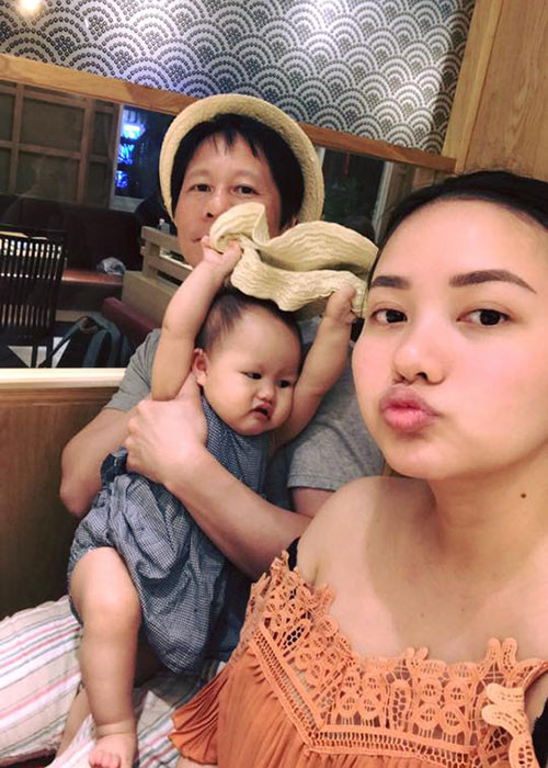 Hình ảnh bình yên của gia đình Phan Như Thảo.