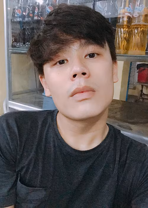 MC Anh Huy, tên đầy đủ Trần Anh Huy, sinh năm 1992, là một vũ công. Anh từng tham gia cuộc thi nhảy So you think you can dance 2012 và dừng chân ở top 20 chung cuộc. Ảnh: FBNV