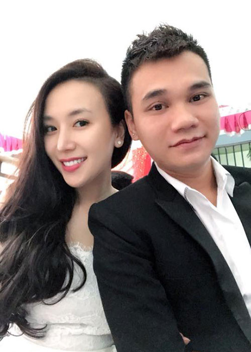 Khắc Việt và DJ Thảo BeBe được cho xứng đôi vừa lứa. Chuyện tình cảm của cặp đôi này cũng được fans ủng hộ.