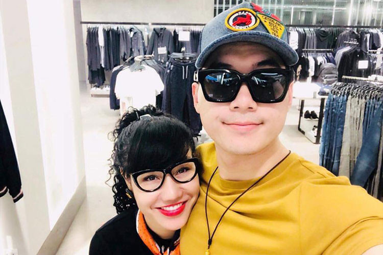 Trương Nam Thành công khai bạn gái vào ngày 8/3.