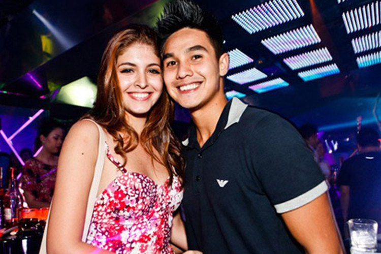 Năm 2015, Andrea lại bị Baggio tố phá hoại gia đình khiến anh mất con. Ảnh: Zing