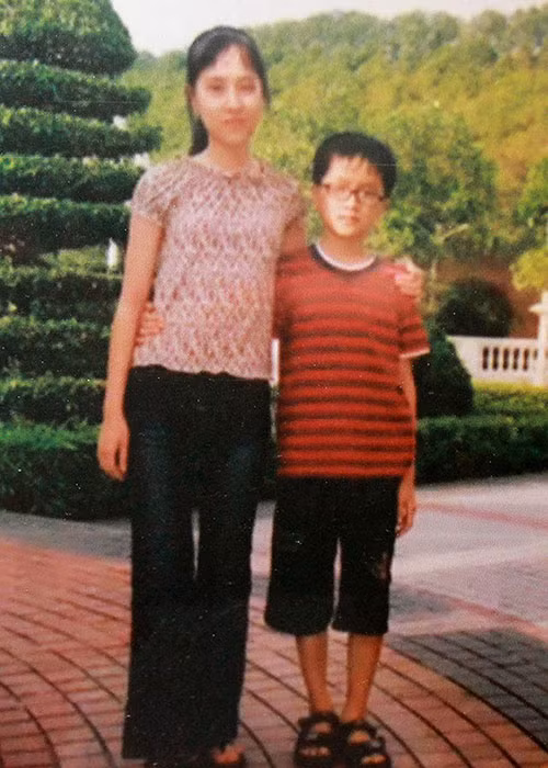 Hương Giang từng lấy chứng minh thư của chị gái để tham gia cuộc thi Vietnam Idol 2012. Ảnh: Ngoisao