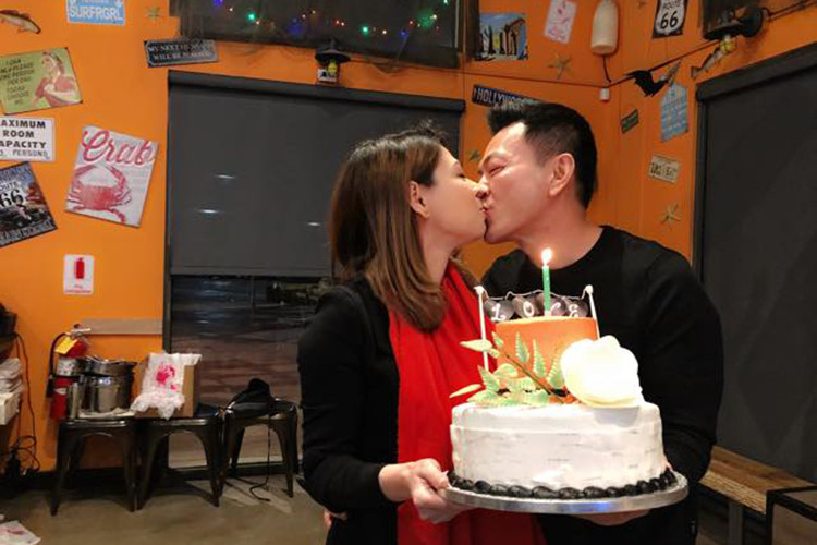 Đông đảo fans chúc mừng Thanh Thảo tìm được bến đỗ bình yên, hạnh phúc.