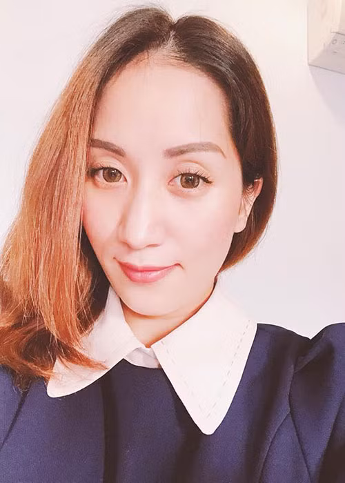 “Bà bầu” Khánh Thi làm trọng tài một cuộc thi dancesport là một trong những tin tức sao Việt trong ngày 11/3.