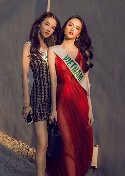 Yoshi Rinrada Thurapan đại diện cho nhan sắc người đẹp chuyển giới Thái Lan.