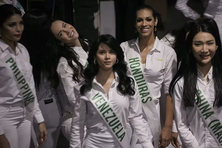 Sau bán kết, các người đẹp chuyển giới tiếp tục tham gia các hoạt động thuộc khuôn khổ cuộc thi.