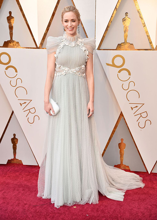 Nữ diễn viên Emily Blunt tham gia Oscar 2018 với vai trò người công bố giải thưởng.