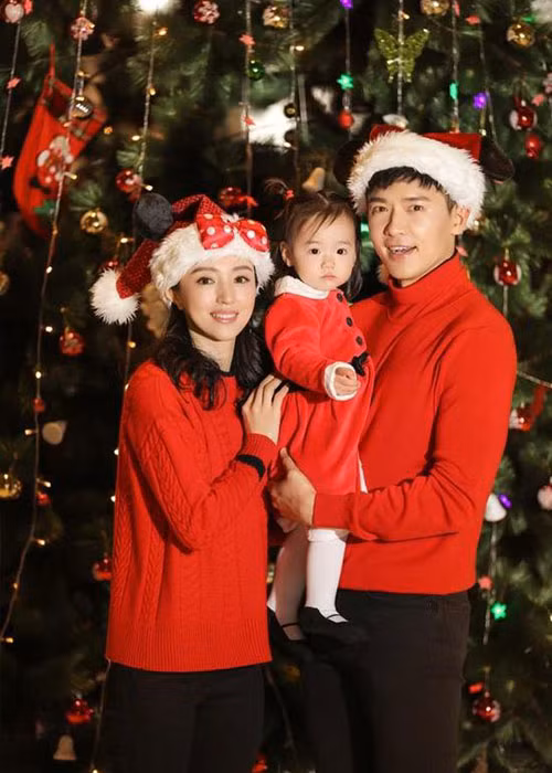 Nam diễn viên đang bị dư luận chỉ trích bởi scandal tấn công tình dục. Ảnh: Sina