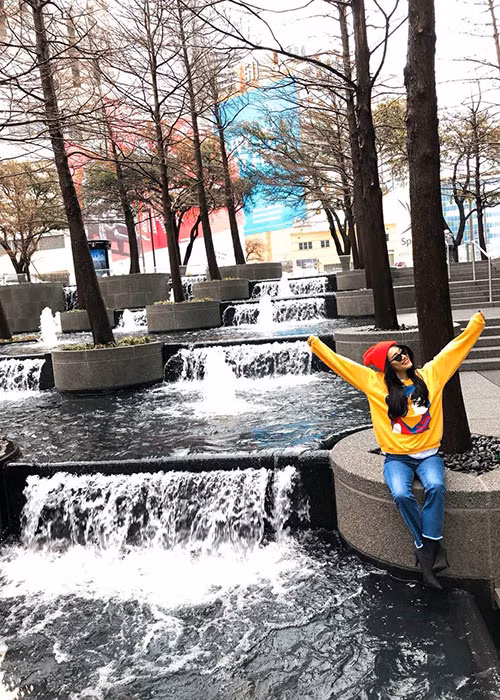 Nhã Phương vui vẻ trong chuyến nghỉ dưỡng.