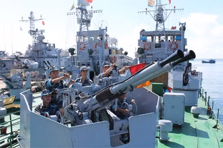 Vung 5 HQND Viet Nam no luc lam chu tau chien hien dai