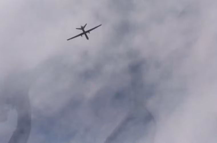 Dường như chiếc UAV MQ-9 đang thực hiện nhiệm vụ do thám ở Syria, tuy nhiên có thể nó đã đi vào khu vực mà Nga không kích phiến quân IS nên buộc lòng Su-30SM đánh chặn.
