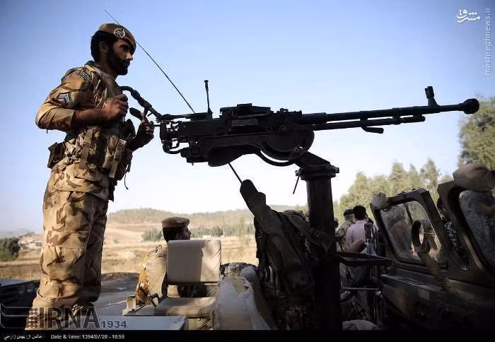 Đại liên DShKM 12,7mm lắp trên xe chiến thuật.