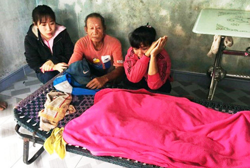 Người thân đau đớn vì cái chết oan nghiệt của 3 cháu bé.