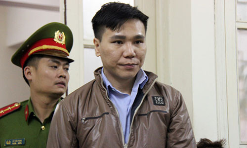 Chau Viet Cuong - ca si hoi cho, hat khong te nhung sa nga