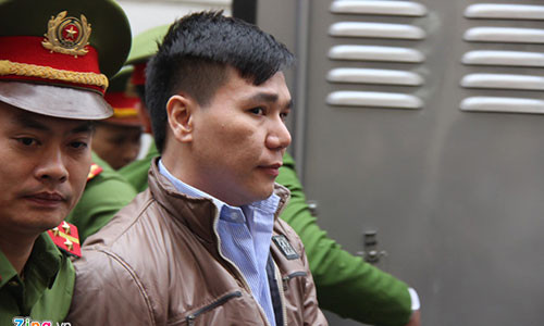 Chau Viet Cuong - ca si hoi cho, hat khong te nhung sa nga-Hinh-2