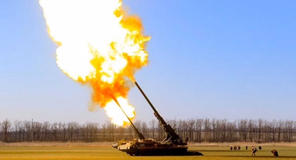 Ukraine tuyen bo khac che thanh cong phao tam xa Pion cua Nga