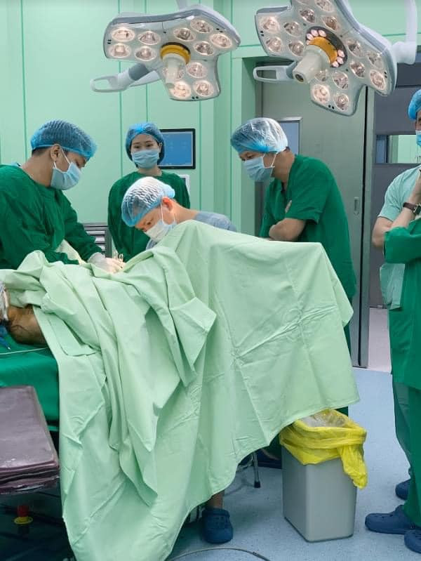 BS Cao Huu Thinh va nhung cau chuyen hiem muon-Hinh-4